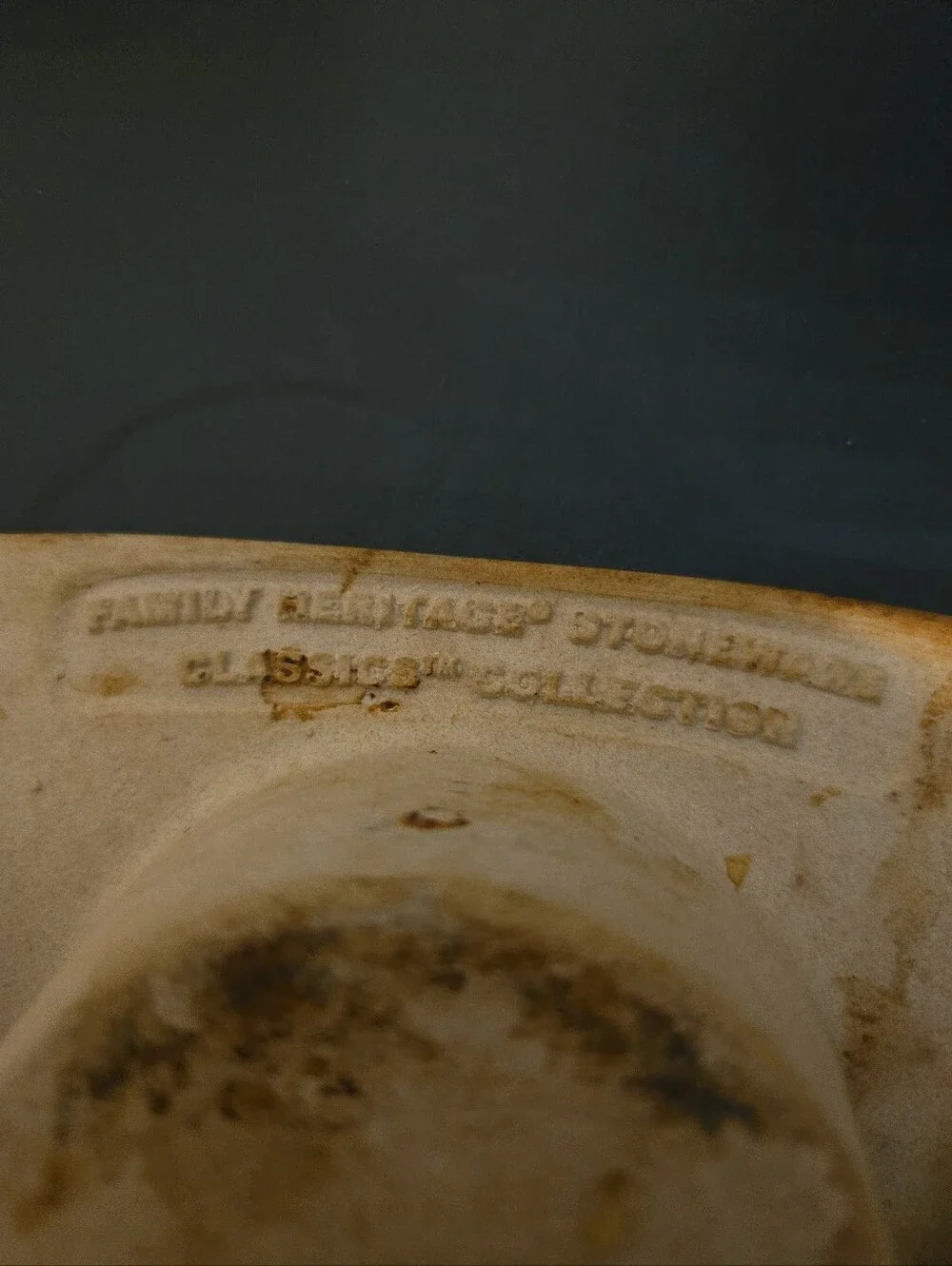 Pampered Chef Stoneware 12 Muffin Cupcake Pan Family Heritage Well Seasoned